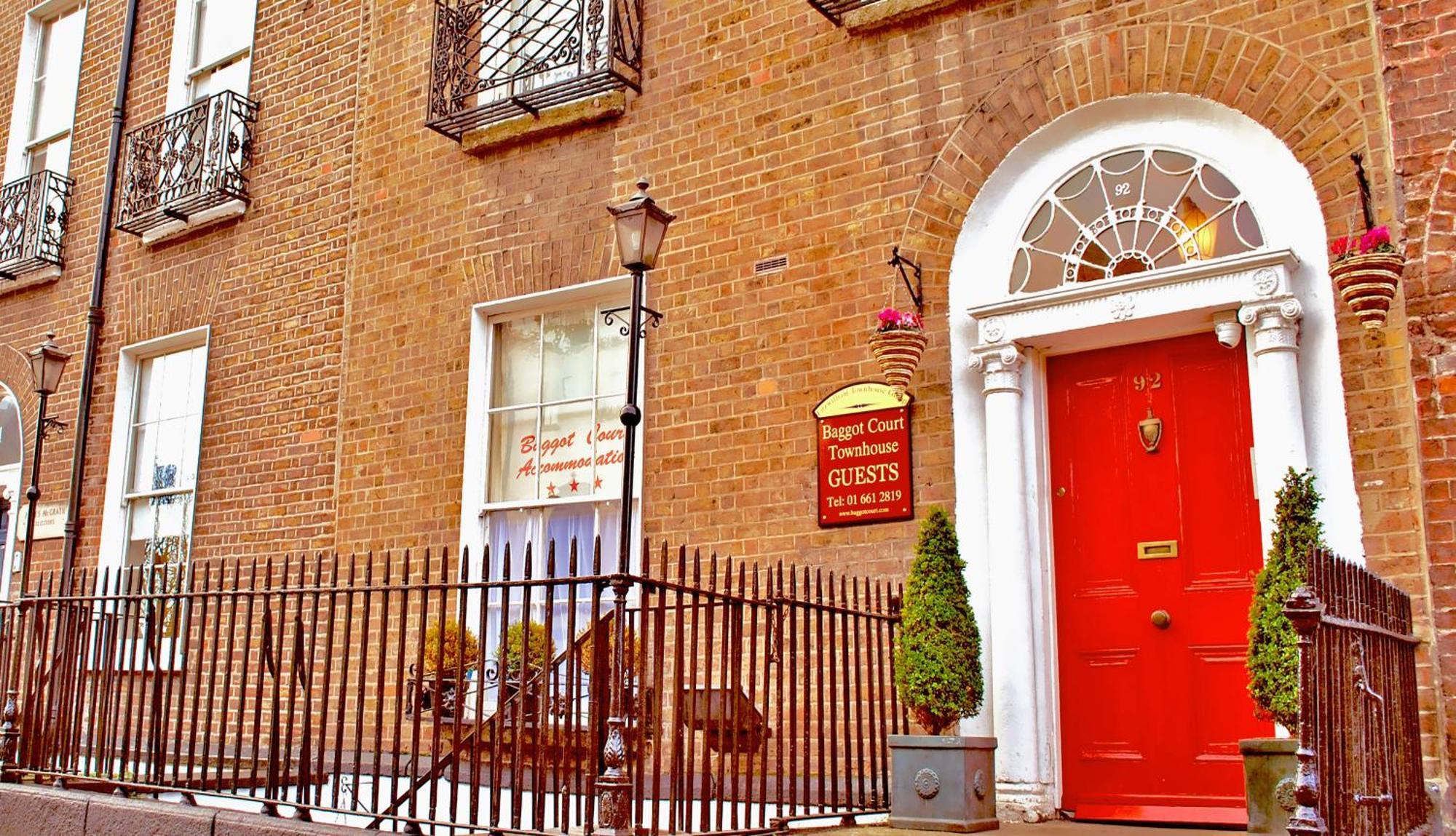 Baggot Court Townhouse Hotell Dublin Exteriör bild