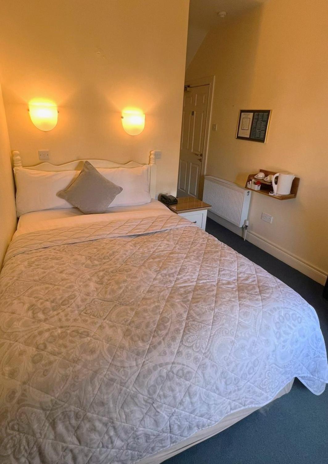 Baggot Court Townhouse Hotell Dublin Exteriör bild