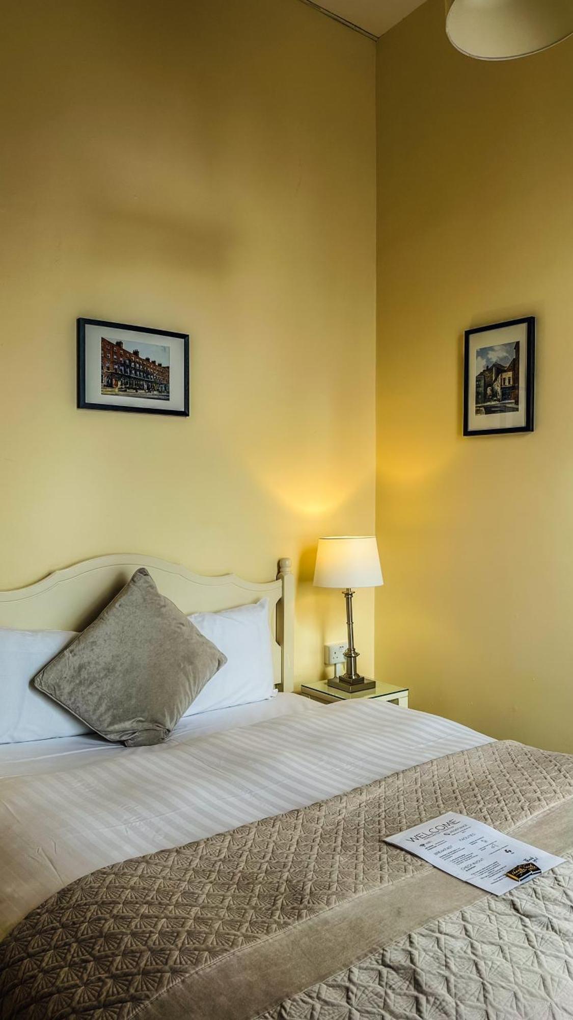 Baggot Court Townhouse Hotell Dublin Rum bild