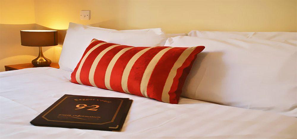 Baggot Court Townhouse Hotell Dublin Exteriör bild