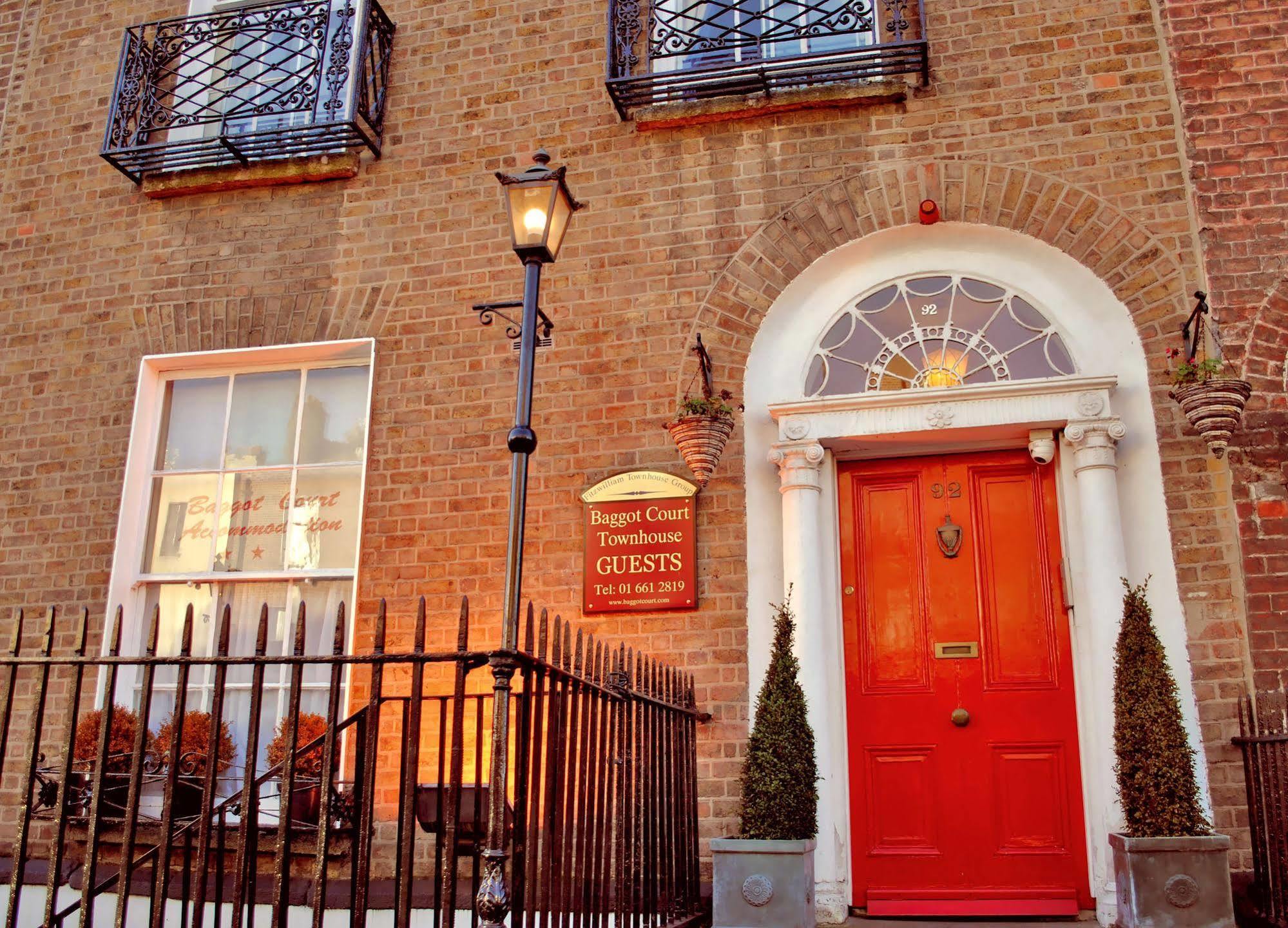 Baggot Court Townhouse Hotell Dublin Exteriör bild
