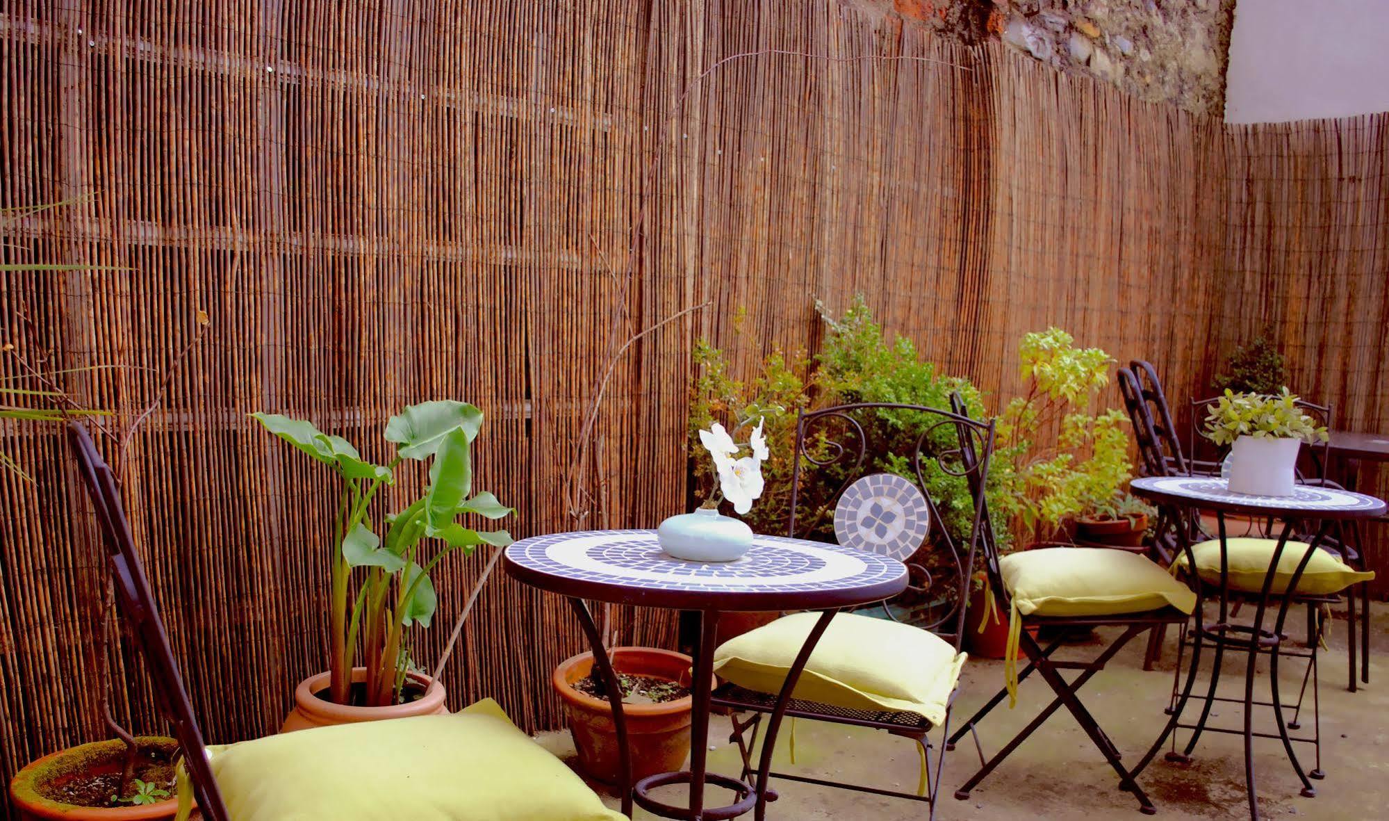 Baggot Court Townhouse Hotell Dublin Exteriör bild